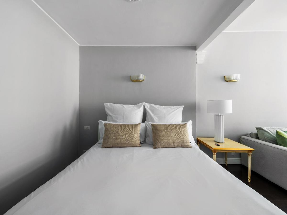Adore Rooms & Apartments Мілан Екстер'єр фото